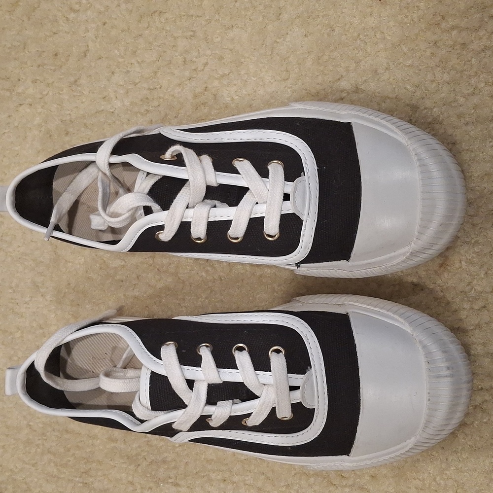 Mix #6 Black and White Classic Sneakers